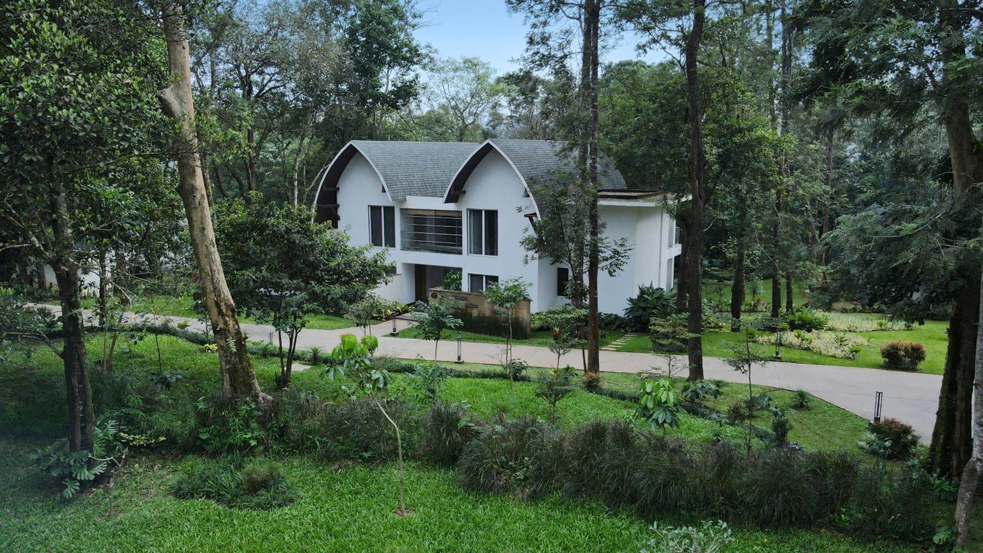 Coorg Marriott Resort & Spa Madikeri Exterior photo